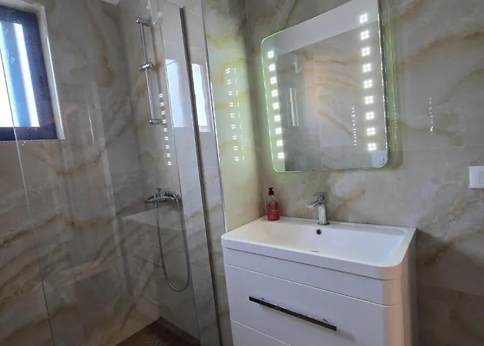 Muli 1 Bedroom Apartment