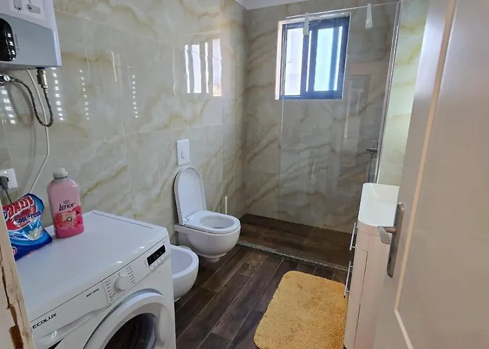 Muli 1 Bedroom Apartment